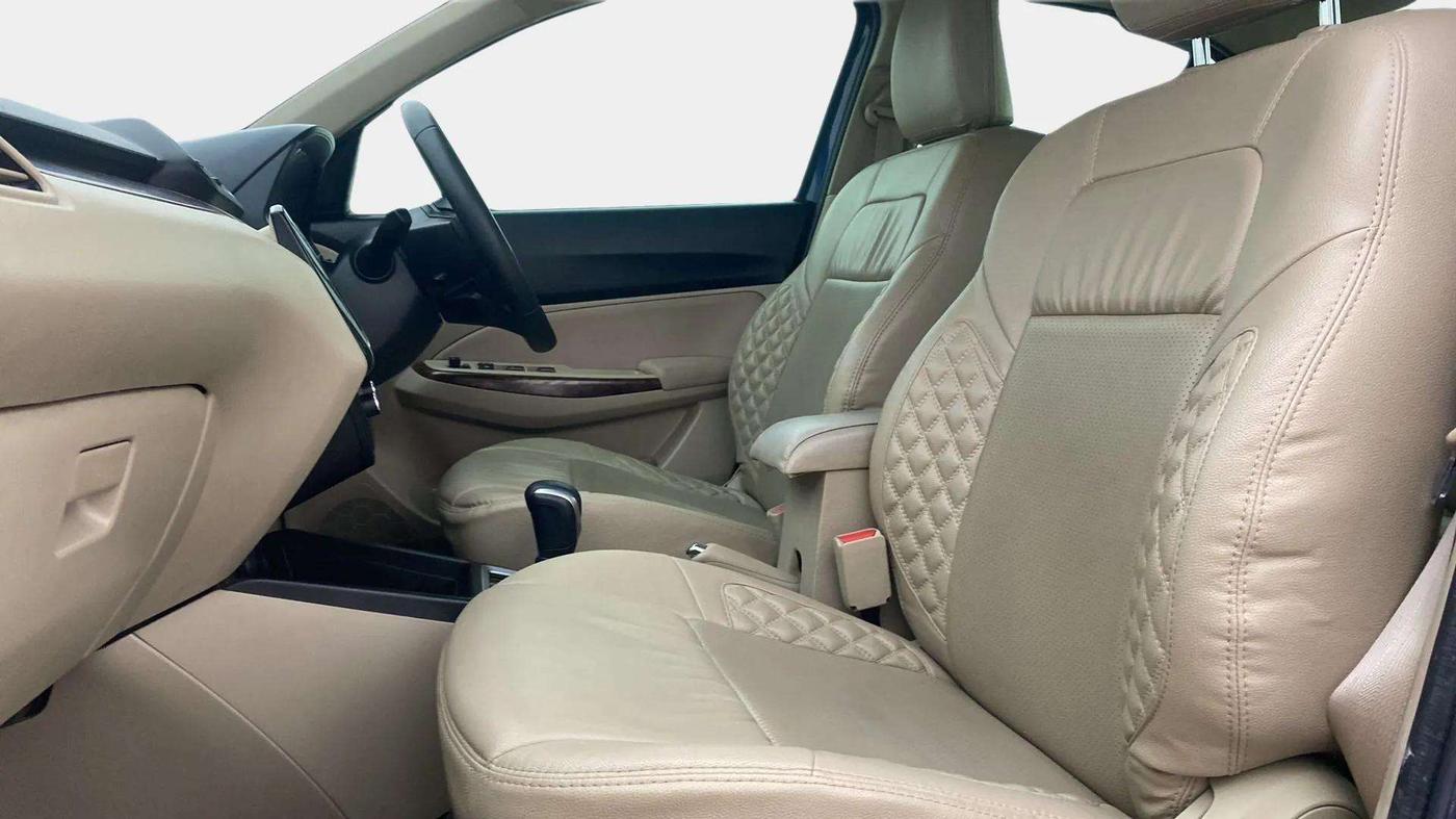 2019 Maruti Dzire ZXI PLUS AMT, Petrol, Automatic, 45,831 km, Right Side Front Door Cabin