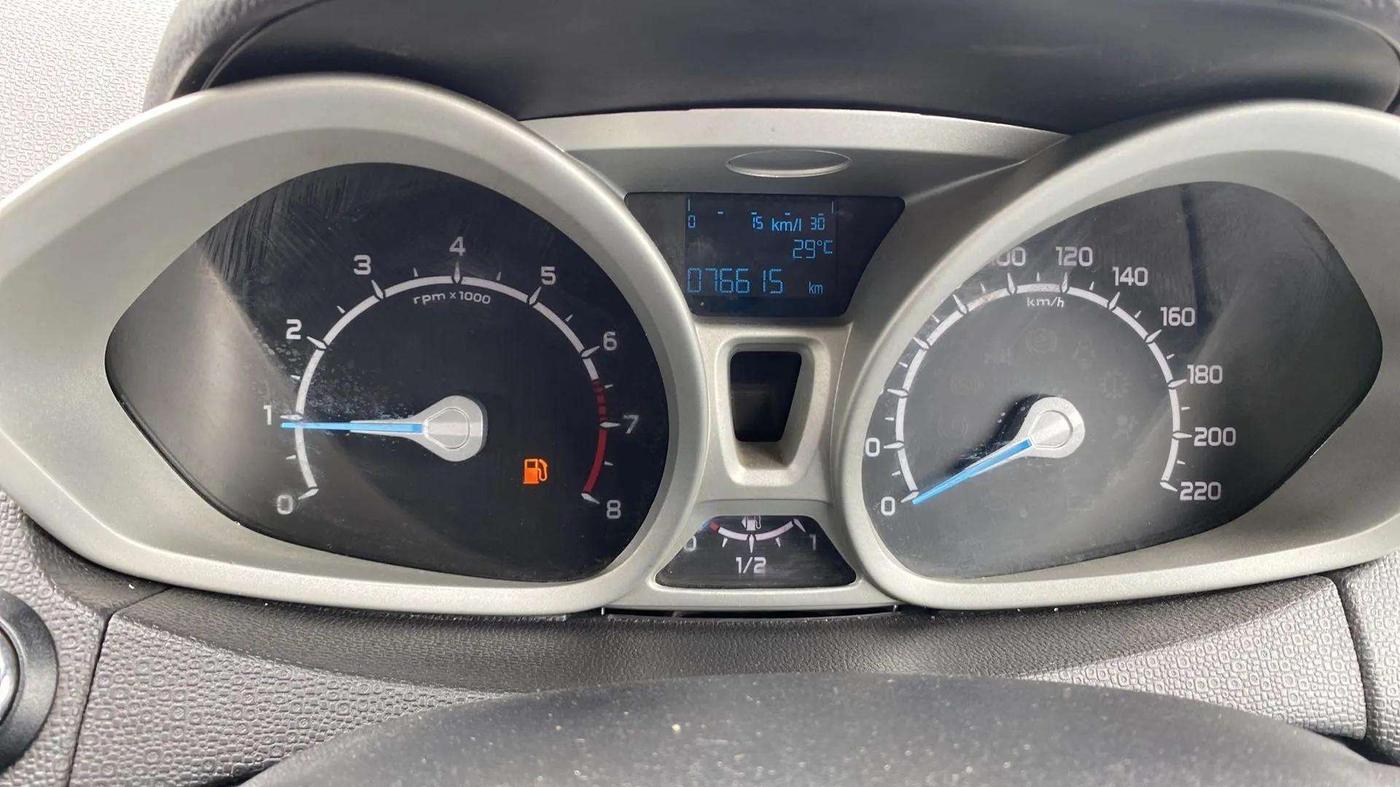 2015 Ford Ecosport TITANIUM+ 1.0L ECOBOOST, Petrol, Manual, 76,713 km, Odometer Image