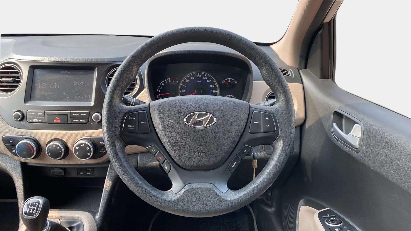 2018 Hyundai Grand i10 SPORTZ 1.2 KAPPA VTVT, Petrol, Manual, 6,007 km, Steering Wheel Close Up