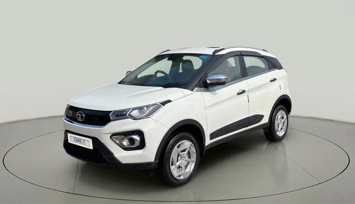 2022 Tata NEXON XM SUNROOF PETROL, Petrol, Manual, 17,620 km, Left Front Diagonal