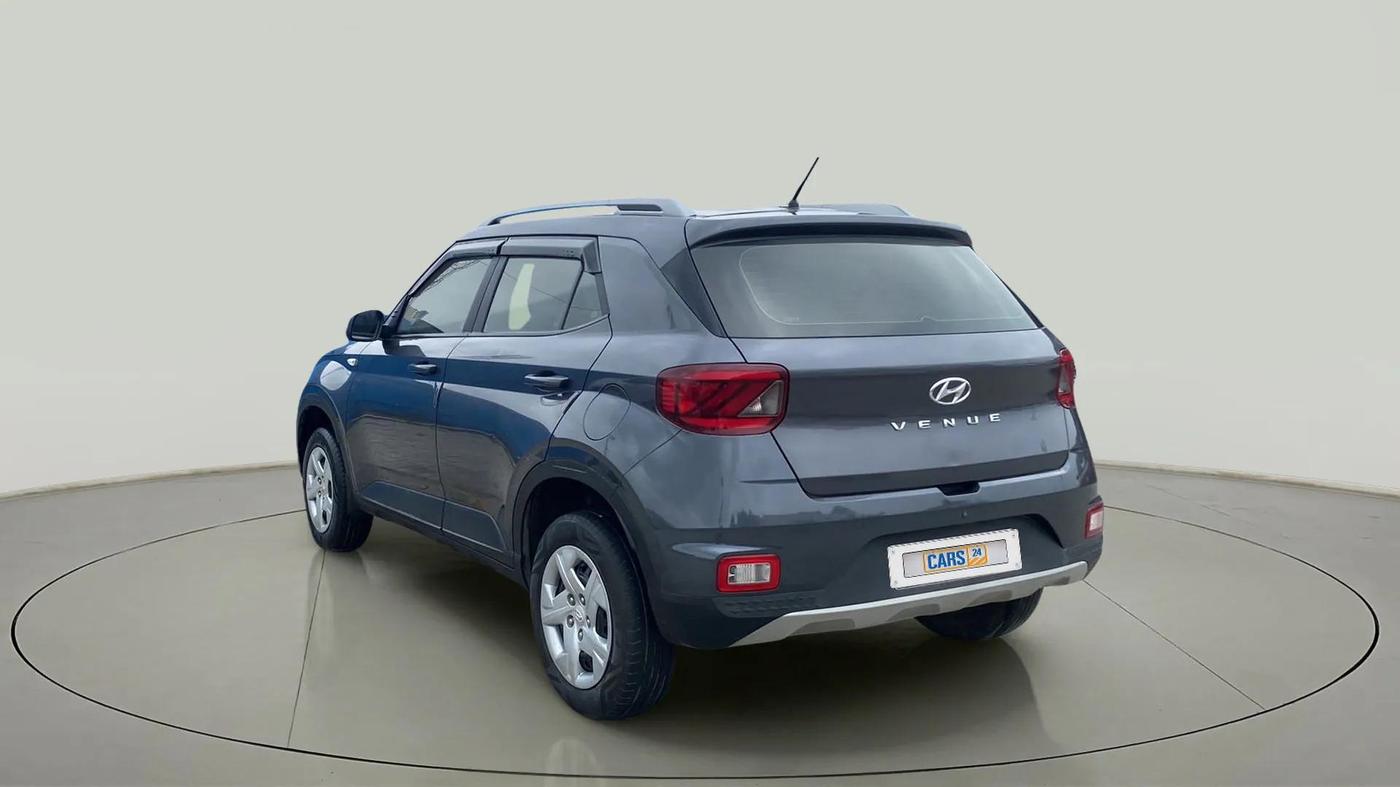 2022 Hyundai VENUE S 1.2, Petrol, Manual, 40,165 km, Left Back Diagonal