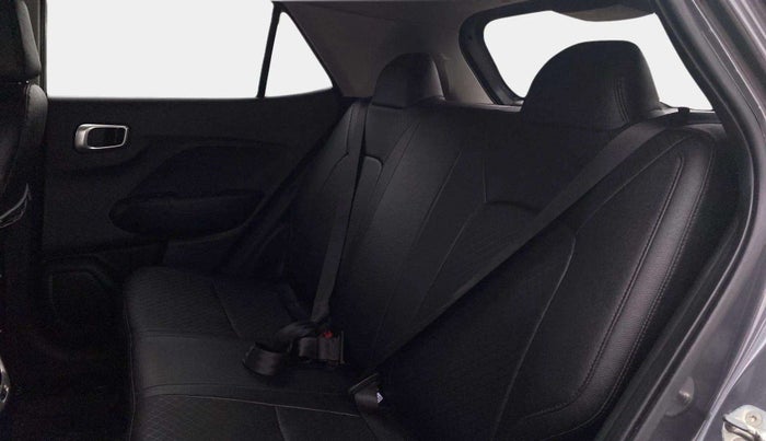2022 Hyundai VENUE S 1.2, Petrol, Manual, 40,165 km, Right Side Rear Door Cabin
