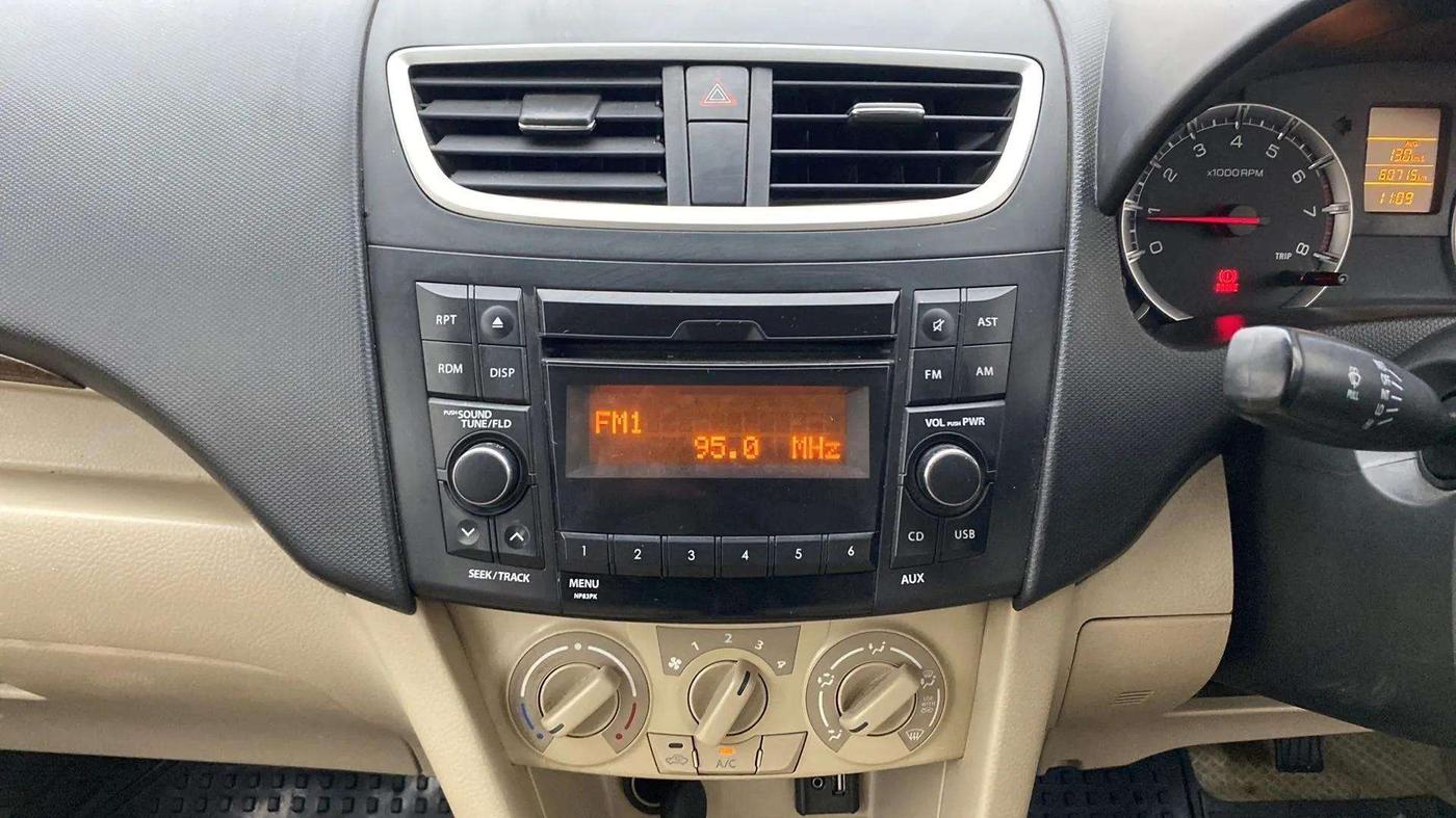 2016 Maruti Swift Dzire VXI, CNG, Manual, 60,684 km, Air Conditioner