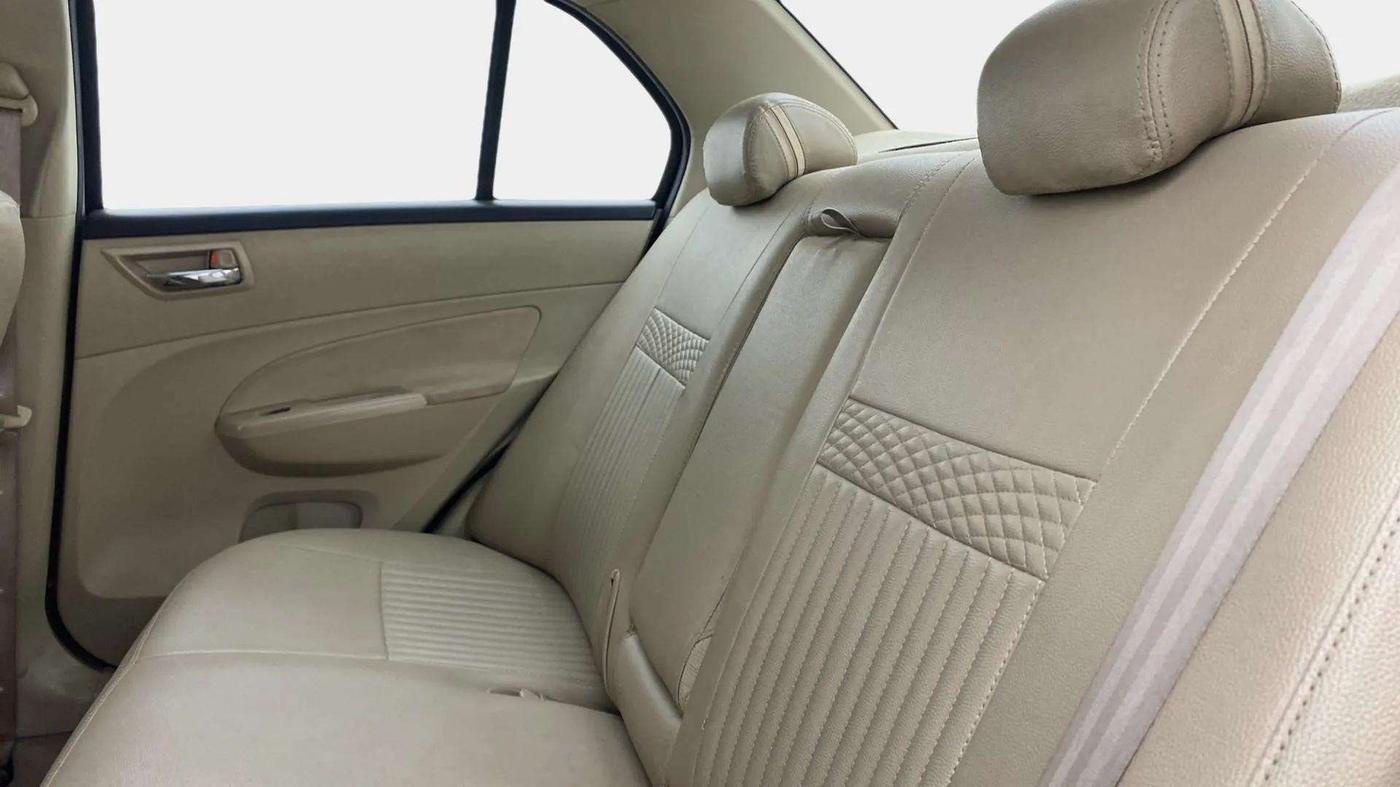 2016 Maruti Swift Dzire VXI, CNG, Manual, 60,684 km, Right Side Rear Door Cabin