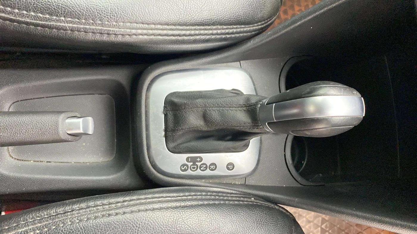 2021 Volkswagen Polo HIGHLINE PLUS 1.0L TSI AT, Petrol, Automatic, 36,349 km, Pedals