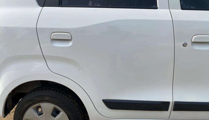 2020 Maruti New Wagon-R VXI 1.0, Petrol, Manual, 34,543 km, Right rear door - Minor scratches