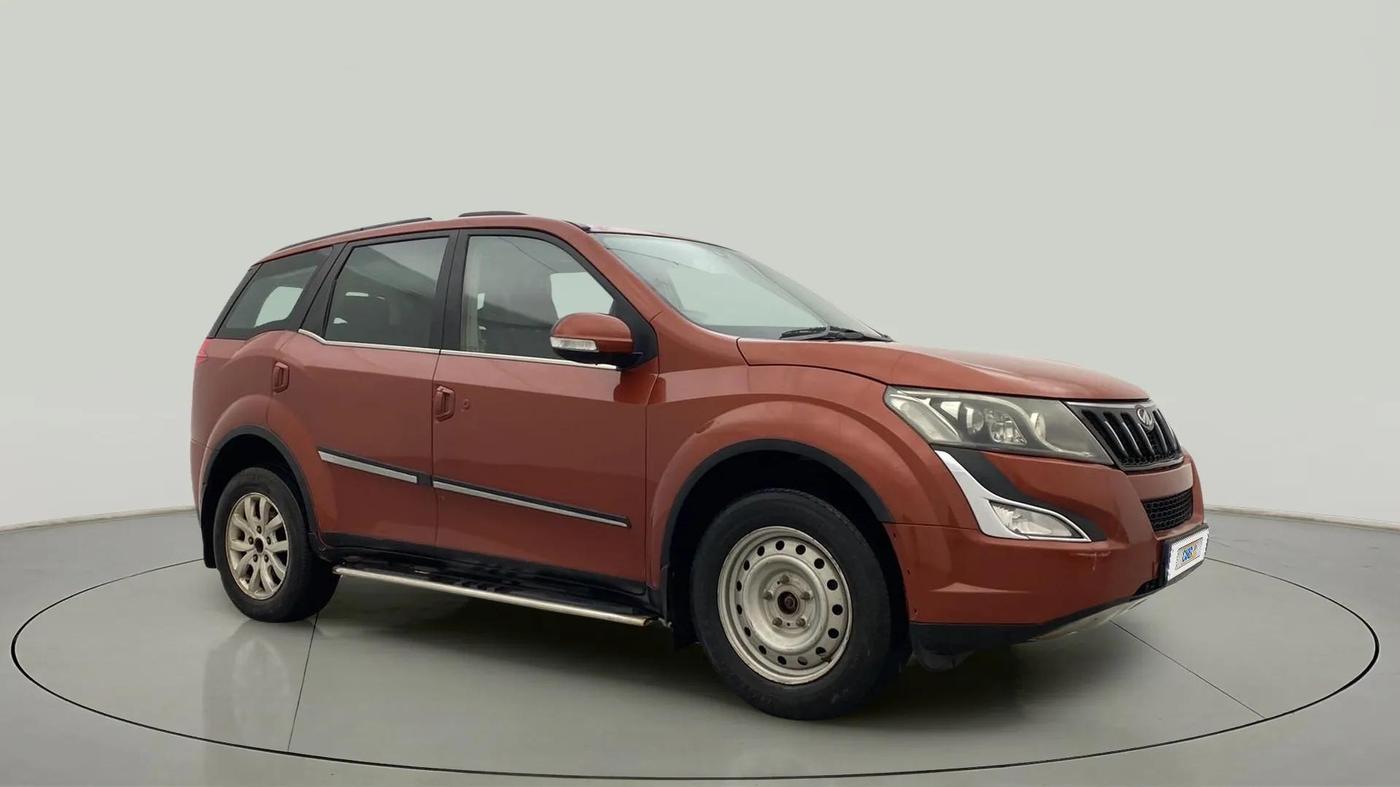 2015 Mahindra XUV500 W10, Diesel, Manual, 76,637 km, SRP