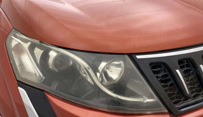 2015 Mahindra XUV500 W10, Diesel, Manual, 76,631 km, Right headlight - Minor scratches