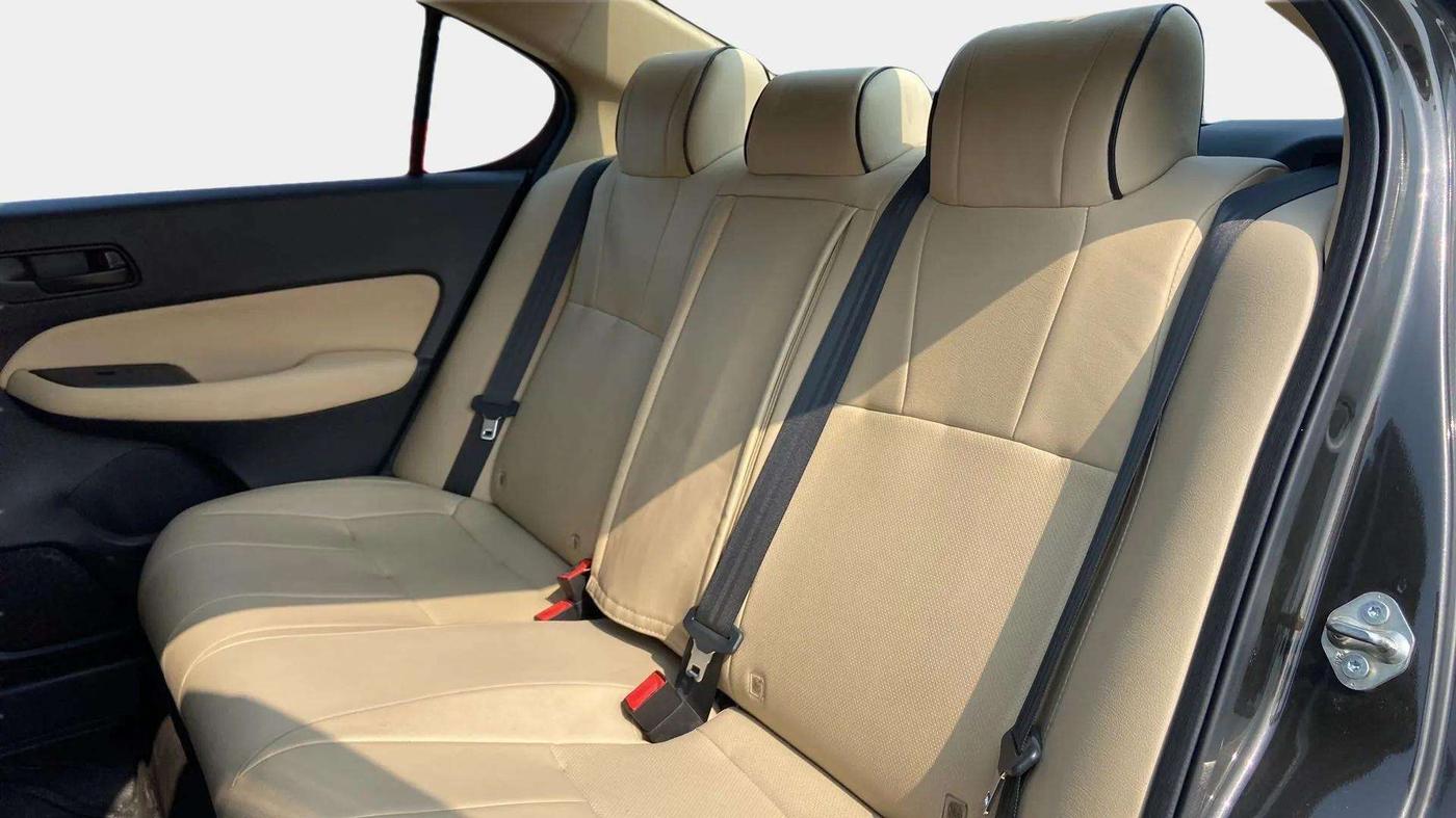 2022 Honda City 1.5L I-VTE V CVT, Petrol, Automatic, 35,649 km, Right Side Rear Door Cabin