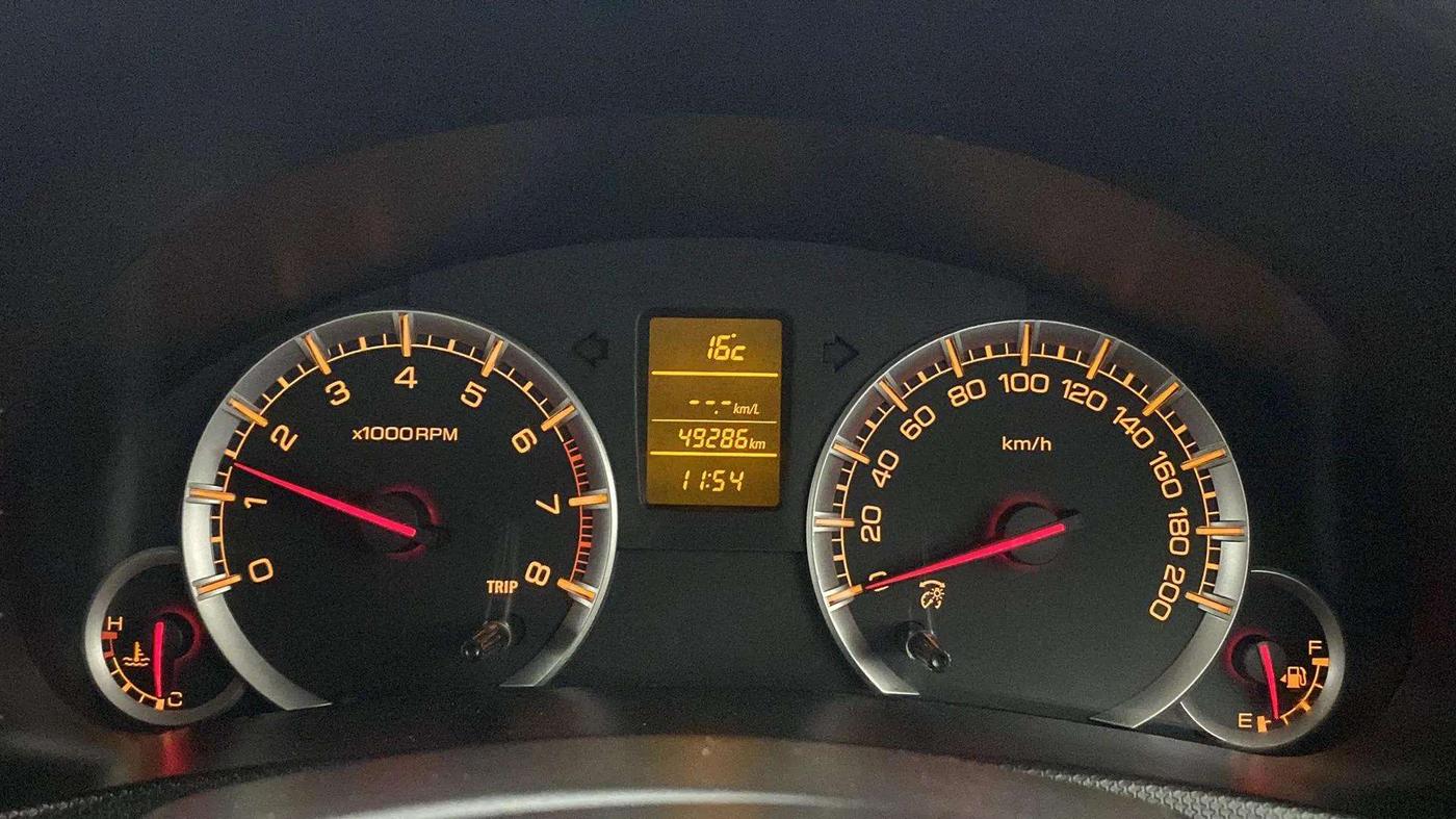 2015 Maruti Swift Dzire ZXI, Petrol, Manual, 49,684 km, Odometer Image