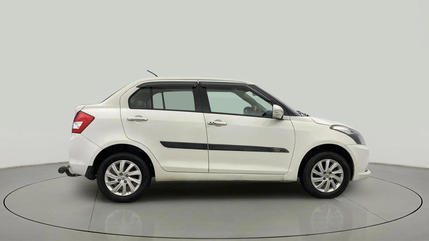2015 Maruti Swift Dzire ZXI, Petrol, Manual, 49,684 km, Right Side View