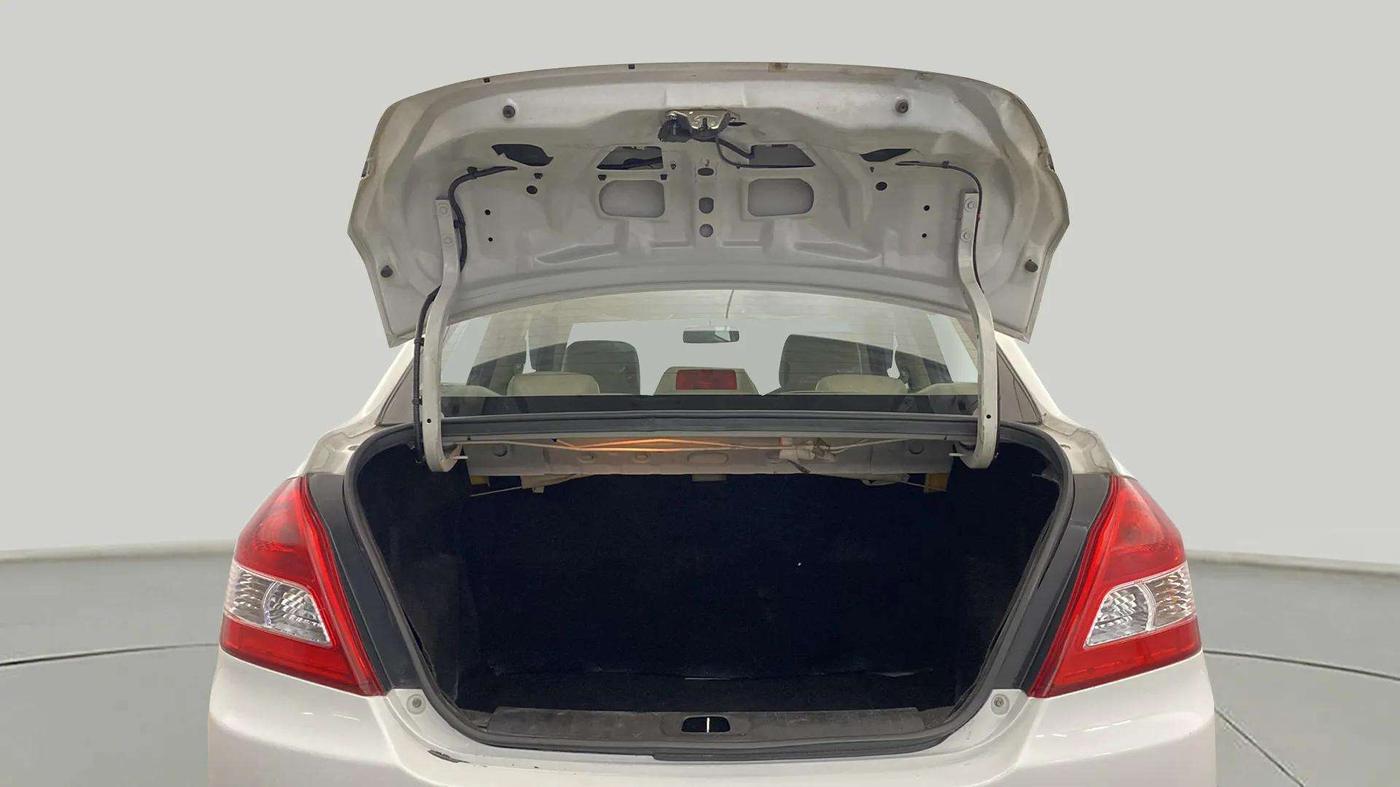 2015 Maruti Swift Dzire ZXI, Petrol, Manual, 49,684 km, Boot Door Open