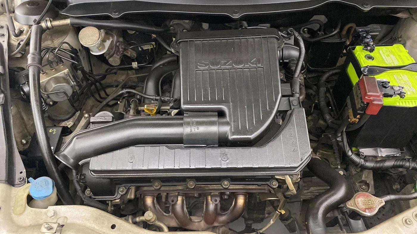 2015 Maruti Swift Dzire ZXI, Petrol, Manual, 49,684 km, Engine View