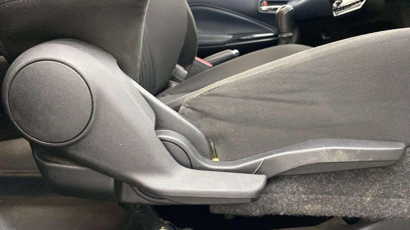 2023 Maruti Baleno ZETA PETROL 1.2, Petrol, Manual, 38,114 km, Driver Side Adjustment Panel