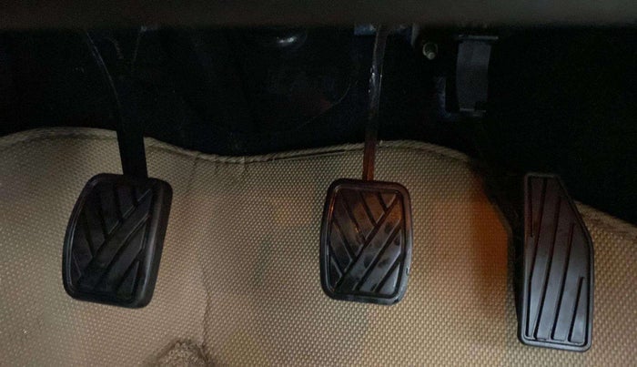 2023 Maruti Baleno ZETA PETROL 1.2, Petrol, Manual, 38,114 km, Pedals