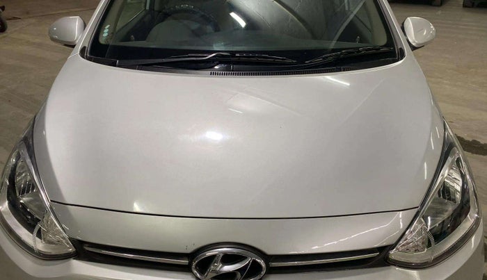 2016 Hyundai Xcent S 1.2, Petrol, Manual, 32,944 km, Bonnet (hood) - Minor scratches