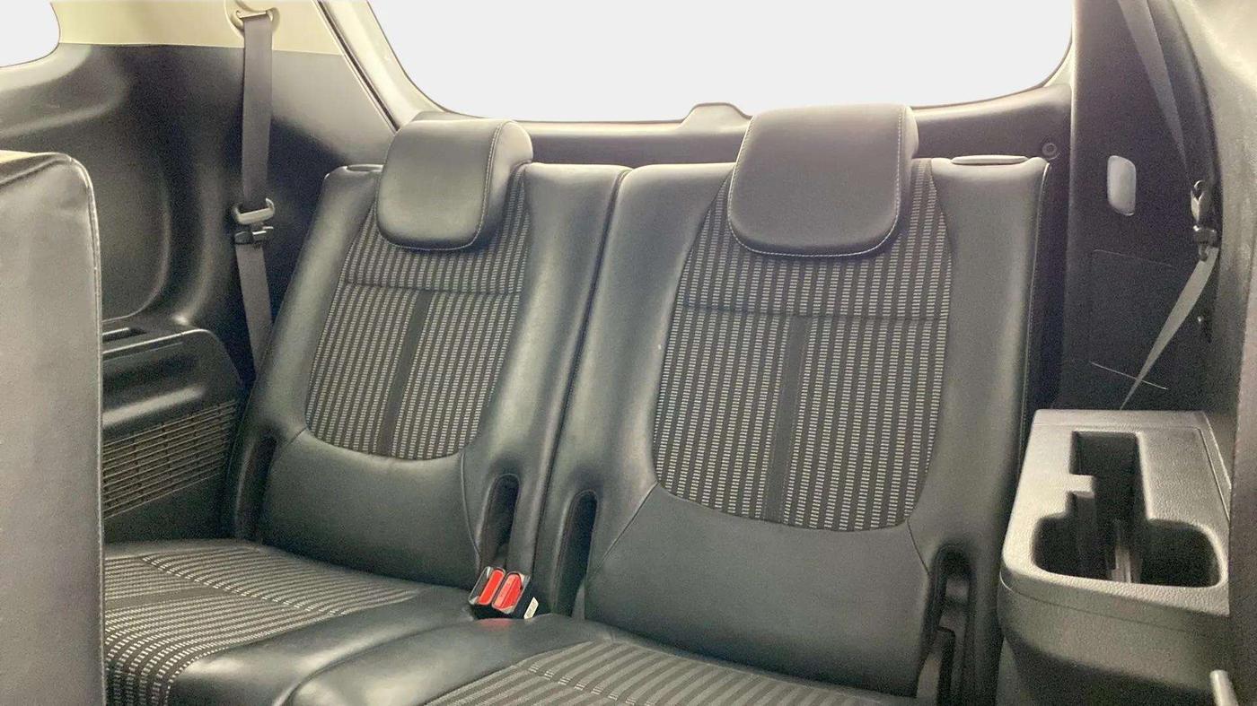 2022 KIA CARENS PRESTIGE 1.4 PETROL 7 STR, Petrol, Manual, 33,209 km, Third Seat Row ( optional )