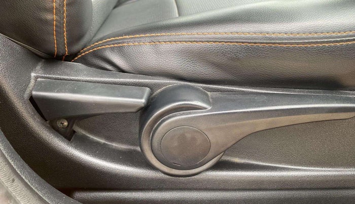 2017 Tata Tiago XZA PETROL, Petrol, Automatic, 36,042 km, Driver Side Adjustment Panel