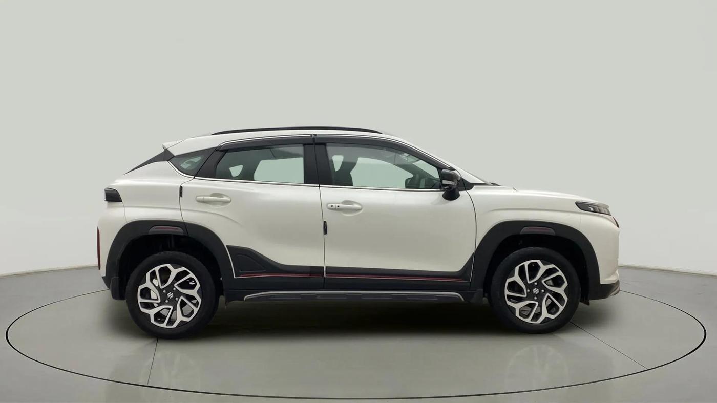 2024 Maruti FRONX ALPHA 1.0 TURBO MT, CNG, Manual, 8,105 km, Right Side View