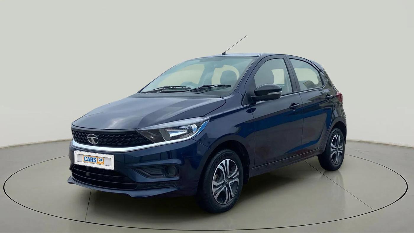 2023 Tata Tiago XT PETROL, Petrol, Manual, 31,365 km, Left Front Diagonal