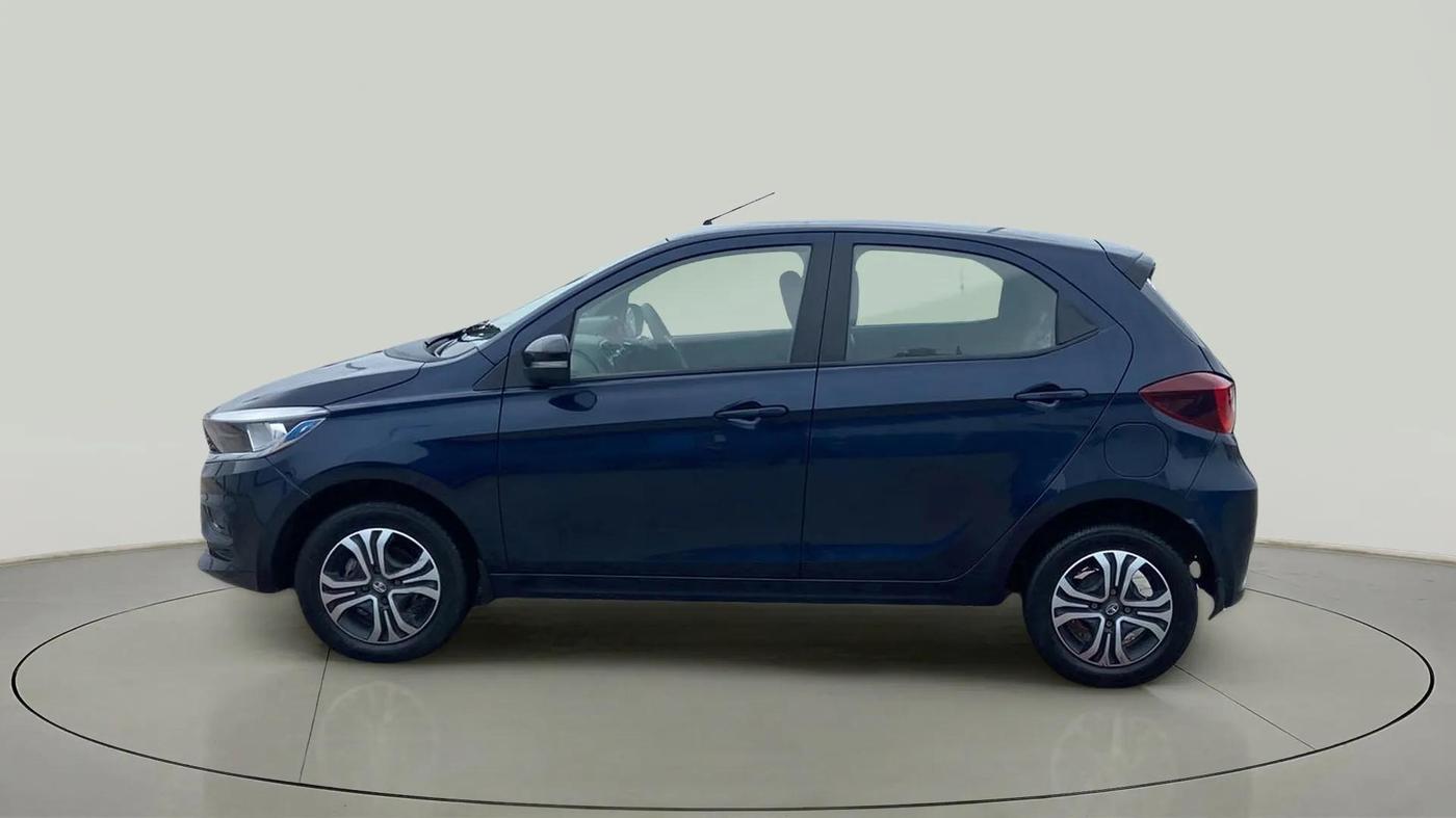 2023 Tata Tiago XT PETROL, Petrol, Manual, 31,365 km, Left Side