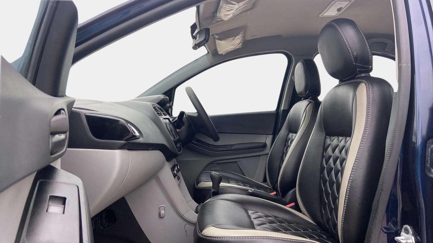 2023 Tata Tiago XT PETROL, Petrol, Manual, 31,365 km, Right Side Front Door Cabin