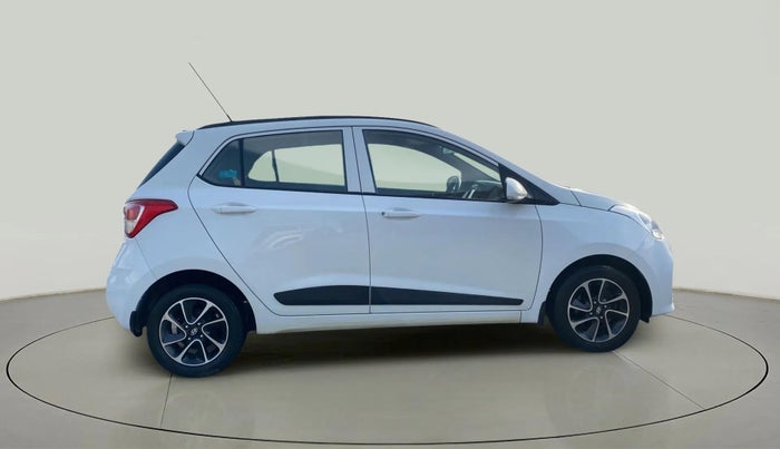 2018 Hyundai Grand i10 SPORTZ AT 1.2 KAPPA VTVT, Petrol, Automatic, 18,387 km, Right Side