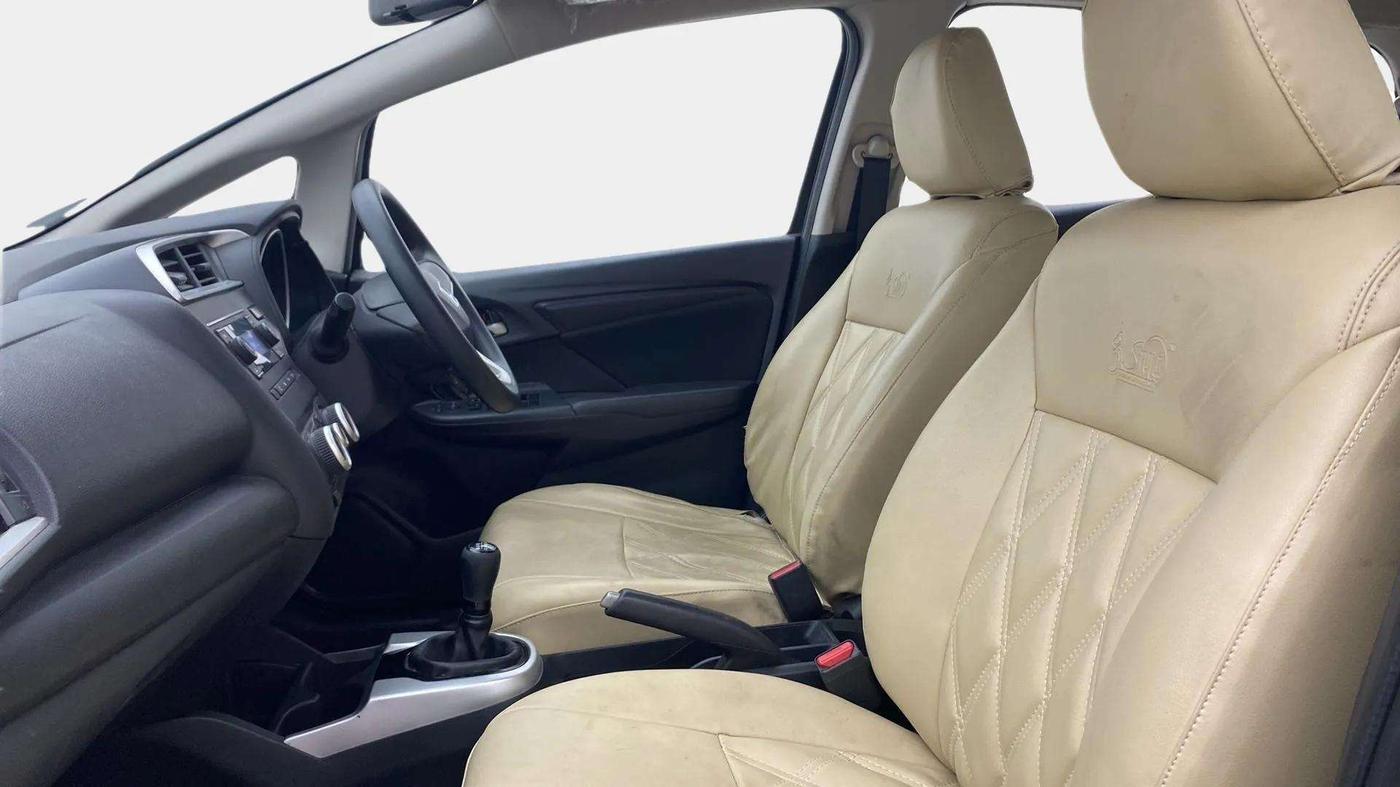 2017 Honda WR-V 1.5L I-DTEC S MT, Diesel, Manual, 80,053 km, Right Side Front Door Cabin