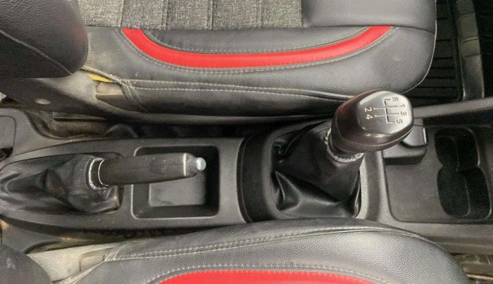 2018 Renault Kwid RXL, Petrol, Manual, 47,091 km, Gear Lever