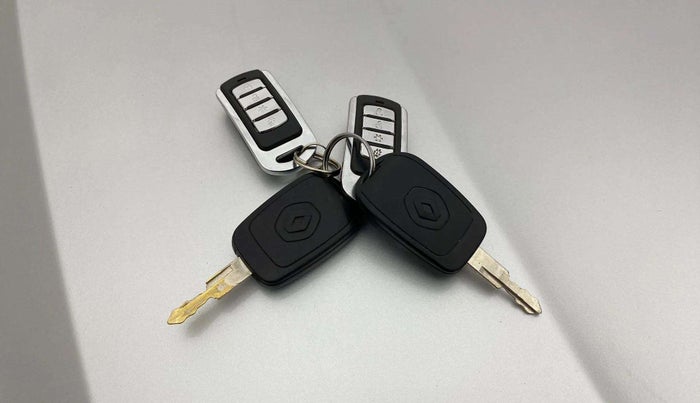 2018 Renault Kwid RXL, Petrol, Manual, 47,091 km, Key Close Up