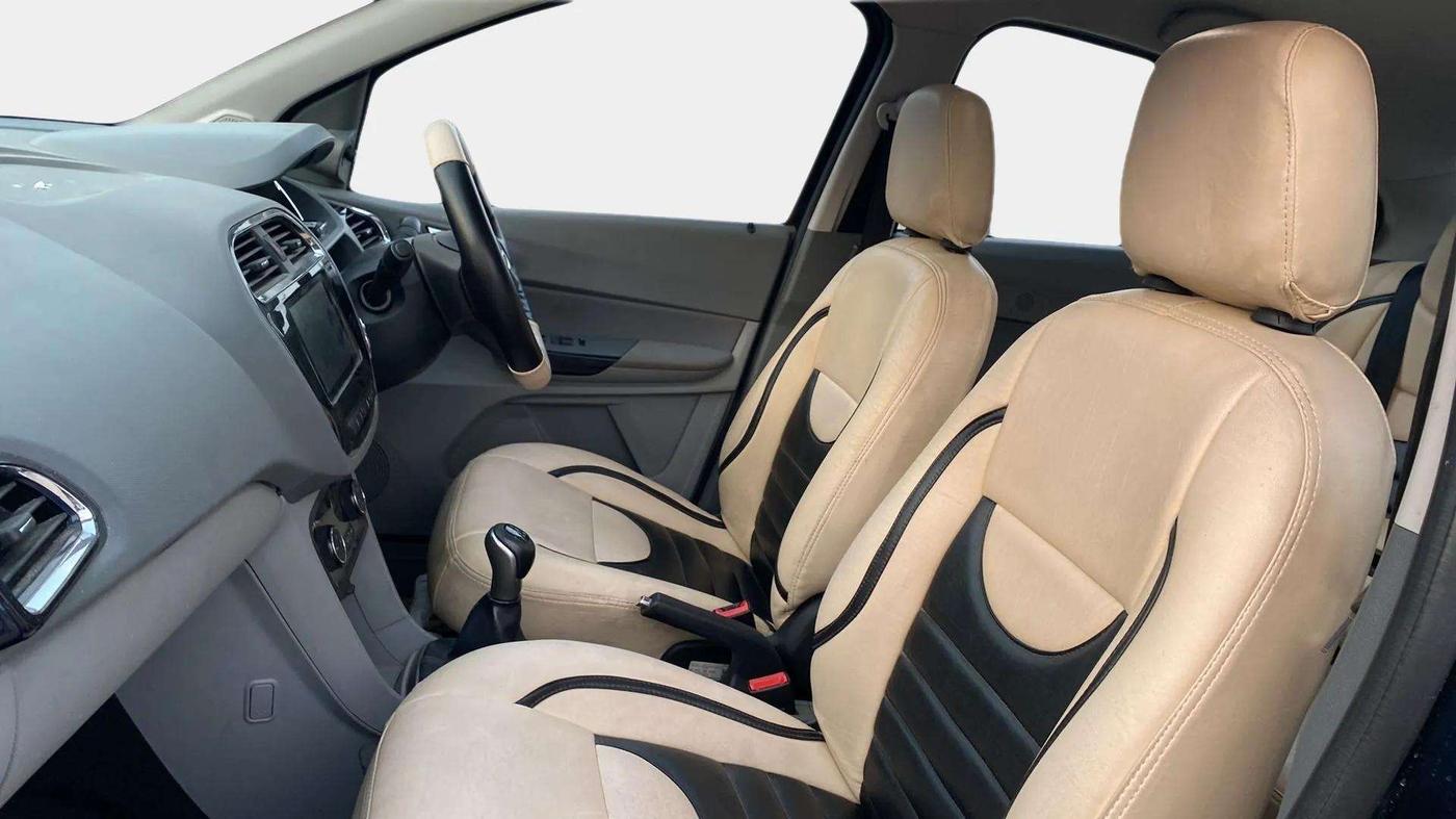 2021 Tata TIGOR XZ PLUS PETROL, Petrol, Manual, 43,122 km, Right Side Front Door Cabin
