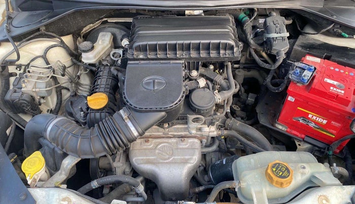 2018 Tata Tiago XZ PETROL, Petrol, Manual, 27,912 km, Open Bonet