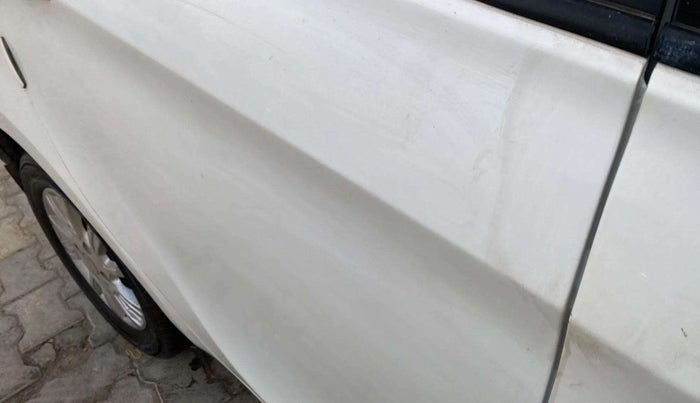 2018 Tata Tiago XZ PETROL, Petrol, Manual, 27,912 km, Right rear door - Minor scratches