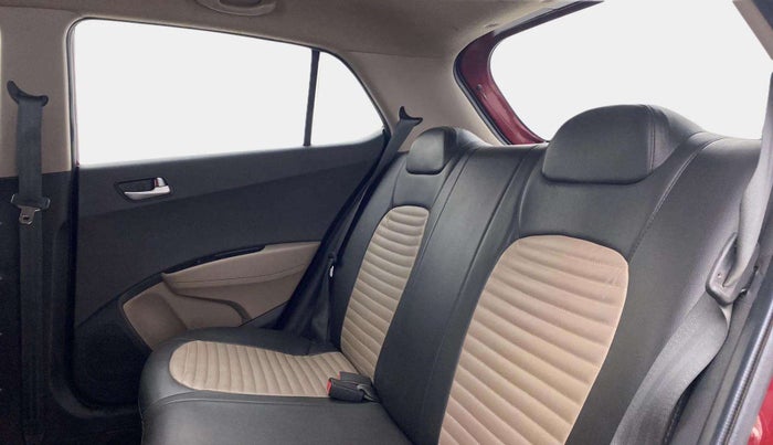 2015 Hyundai Grand i10 SPORTZ 1.2 KAPPA VTVT, Petrol, Manual, 44,991 km, Right Side Rear Door Cabin