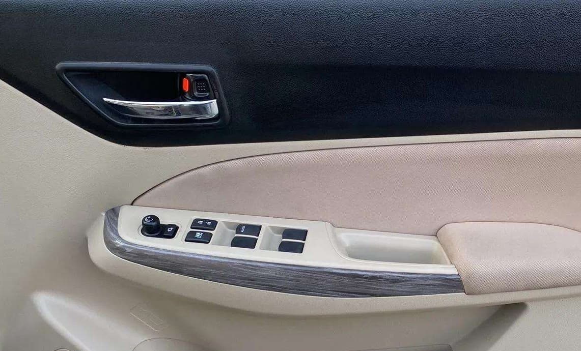 2022 Maruti Dzire ZXI CNG, CNG, Manual, 80,714 km, Driver Side Door Panels Control