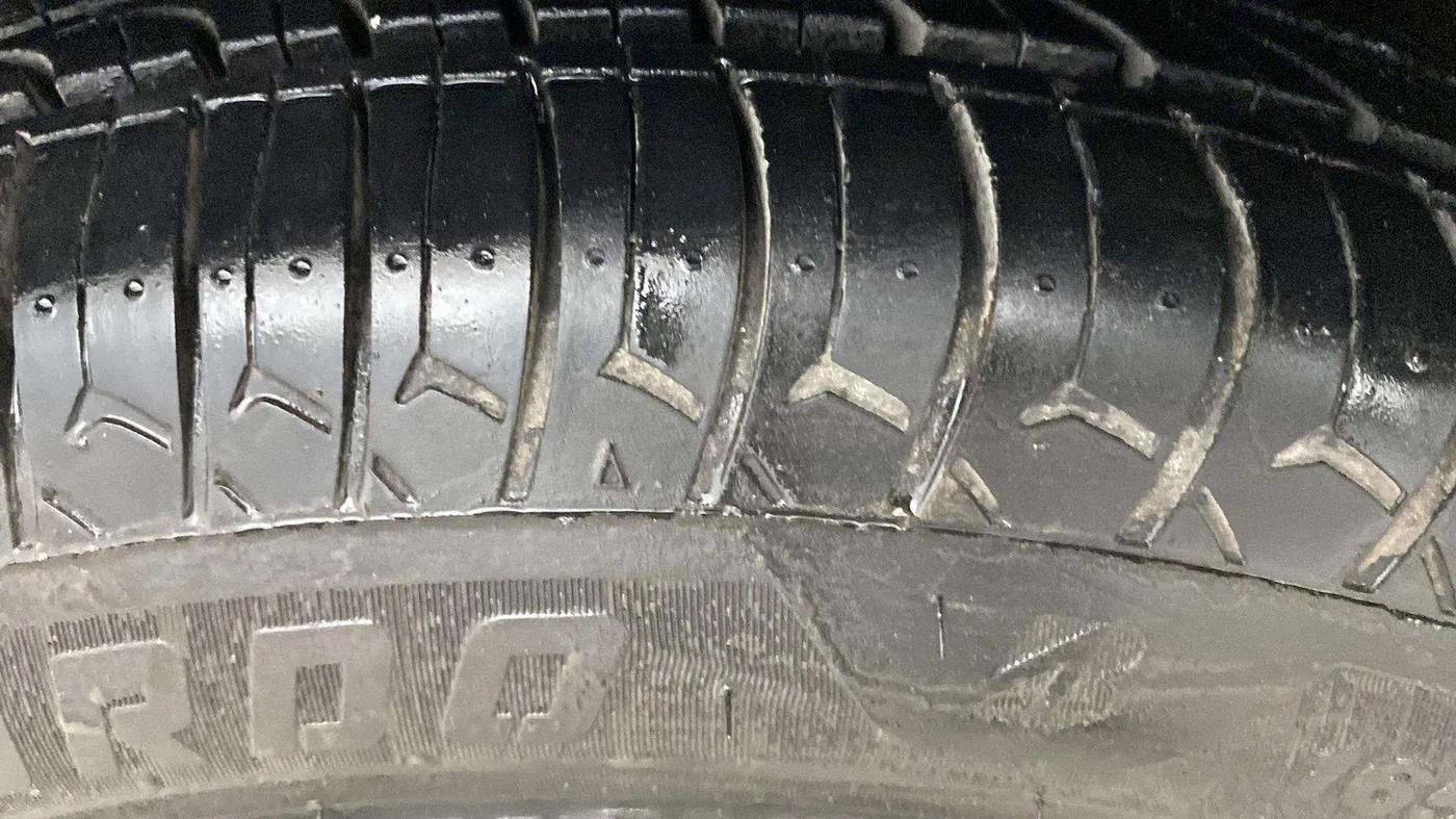 2021 Tata ALTROZ XM PETROL, Petrol, Manual, 47,659 km, Left Front Tyre Tread