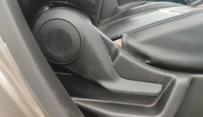 2019 Maruti New Wagon-R LXI CNG 1.0, CNG, Manual, 98,813 km, Driver Side Adjustment Panel