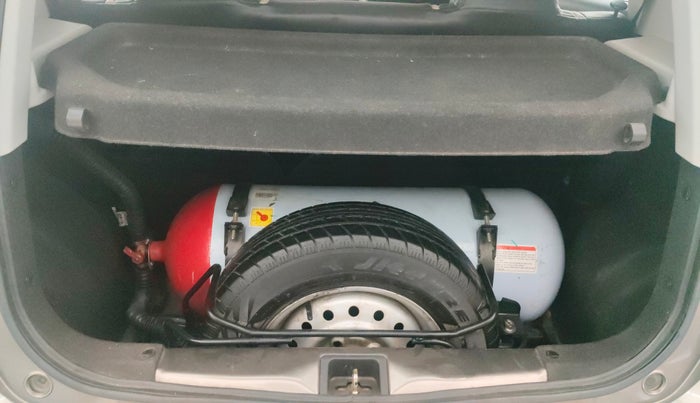 2019 Maruti New Wagon-R LXI CNG 1.0, CNG, Manual, 98,813 km, Boot Inside