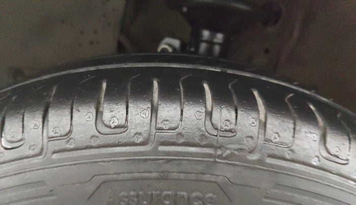 2019 Maruti New Wagon-R LXI CNG 1.0, CNG, Manual, 98,813 km, Left Front Tyre Tread