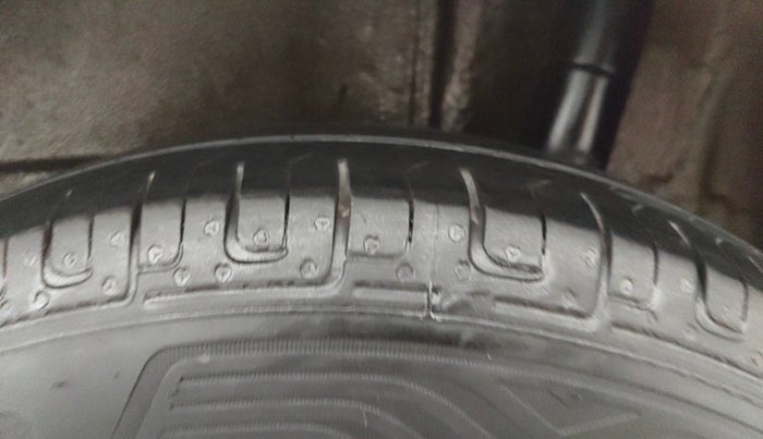 2019 Maruti New Wagon-R LXI CNG 1.0, CNG, Manual, 98,813 km, Left Rear Tyre Tread