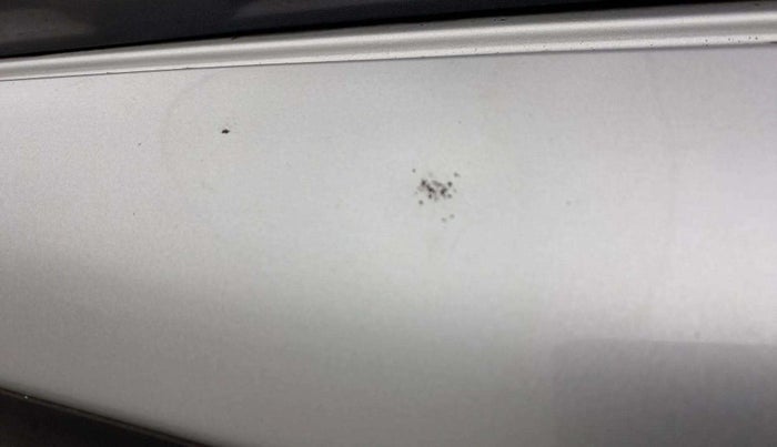 2016 Renault Kwid RXT 1.0, Petrol, Manual, 81,667 km, Left C pillar - Slightly dented