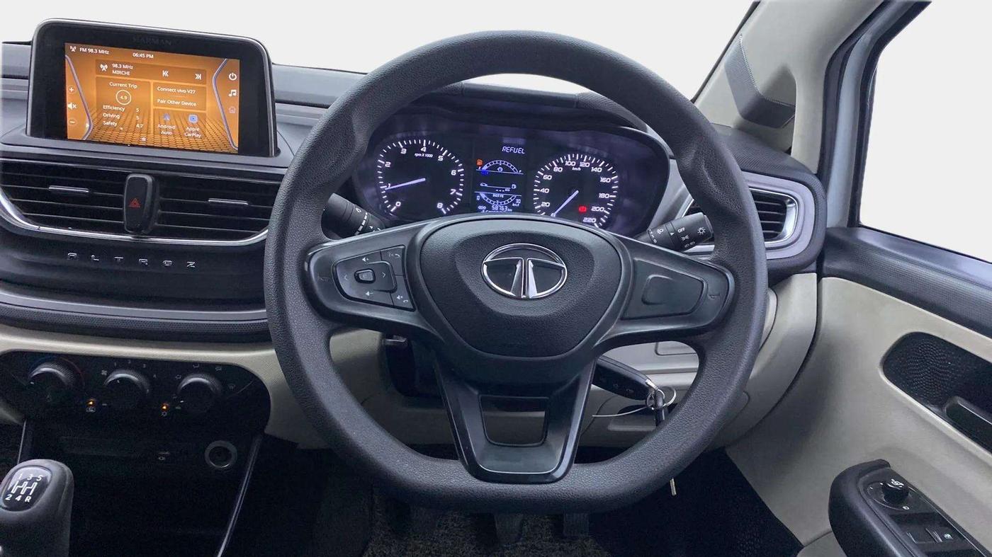2021 Tata ALTROZ XM PLUS PETROL, CNG, Manual, 59,042 km, Steering Wheel Close Up