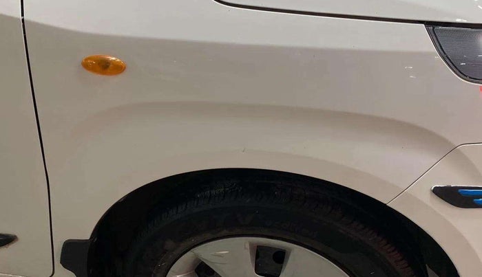 2022 Maruti New Wagon-R ZXI 1.2, Petrol, Manual, 22,983 km, Right fender - Minor scratches