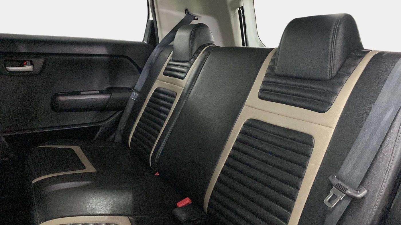 2022 Maruti New Wagon-R ZXI 1.2, Petrol, Manual, 22,995 km, Right Side Rear Door Cabin