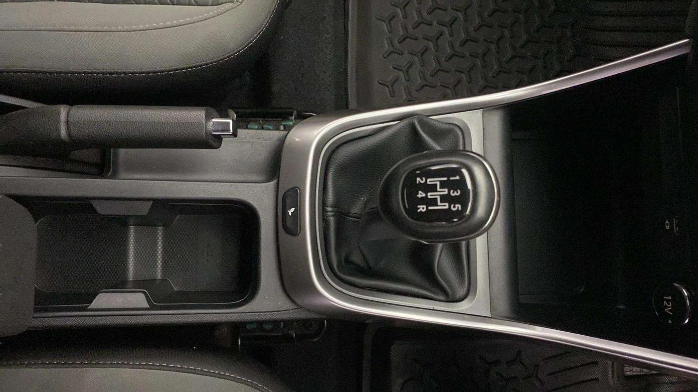 2020 Tata ALTROZ XZ PETROL, Petrol, Manual, 39,216 km, Gear Lever