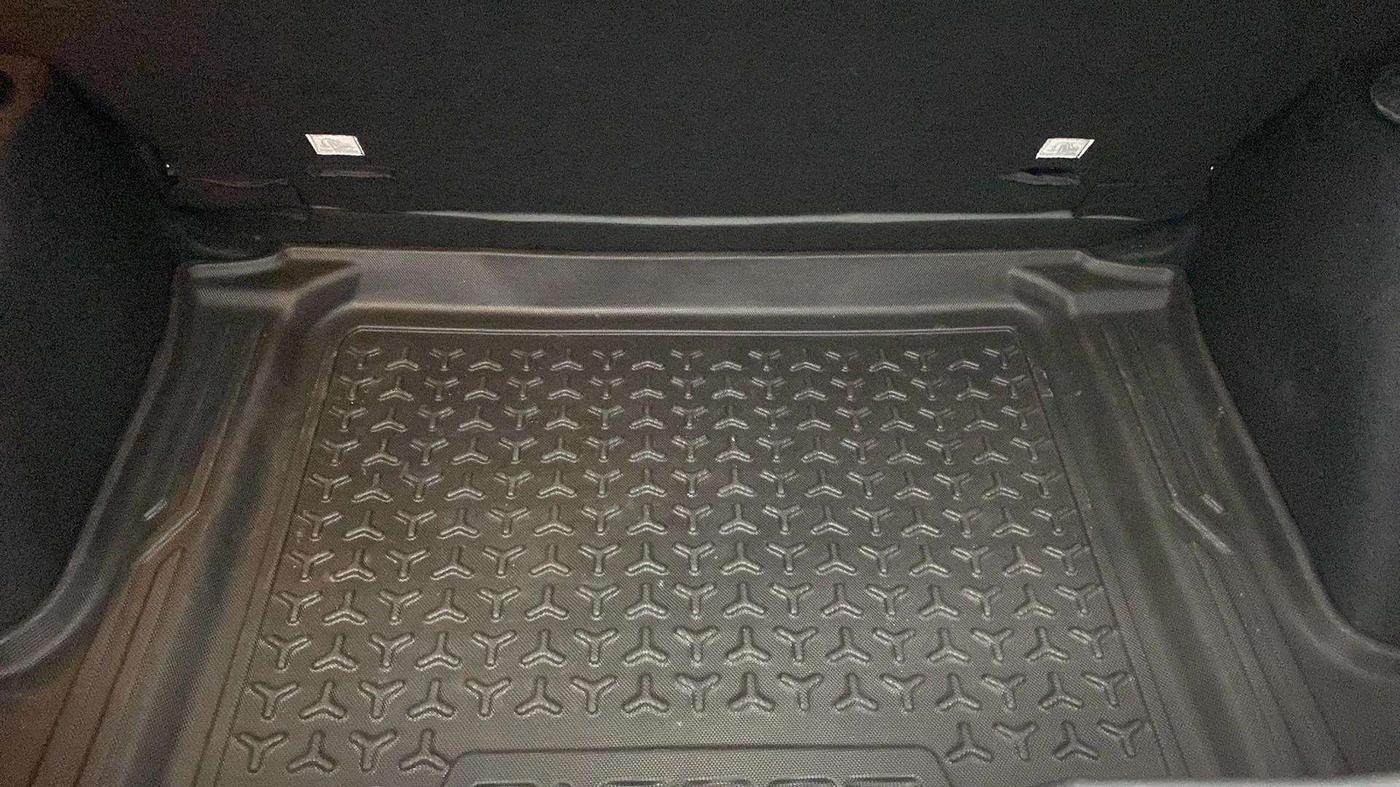 2020 Tata ALTROZ XZ PETROL, Petrol, Manual, 39,216 km, Boot Inside