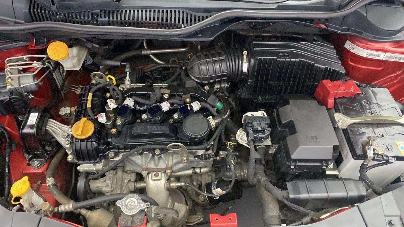 2020 Tata ALTROZ XZ PETROL, Petrol, Manual, 39,216 km, Open Bonet