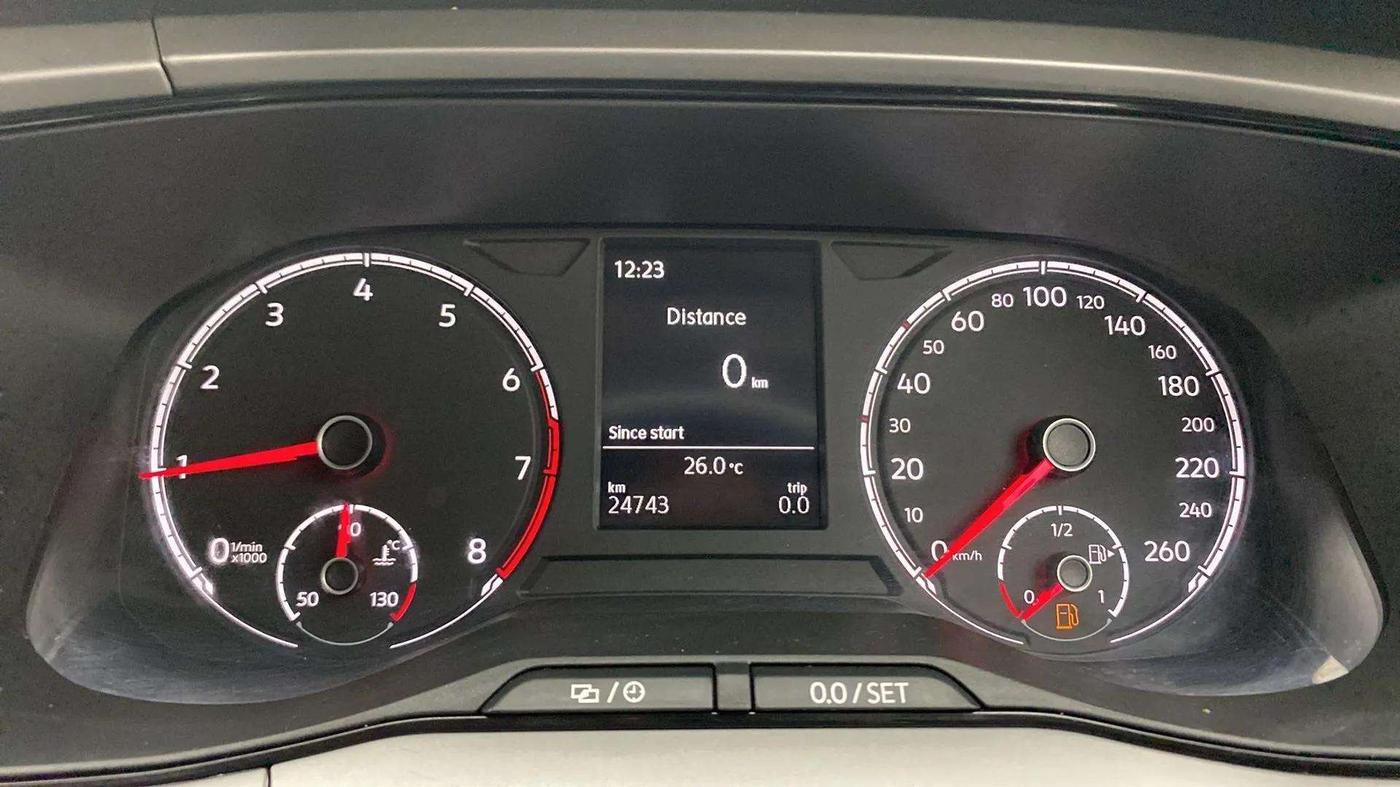 2021 Volkswagen TAIGUN HIGHLINE 1.0 TSI MT, Petrol, Manual, 24,742 km, Odometer Image