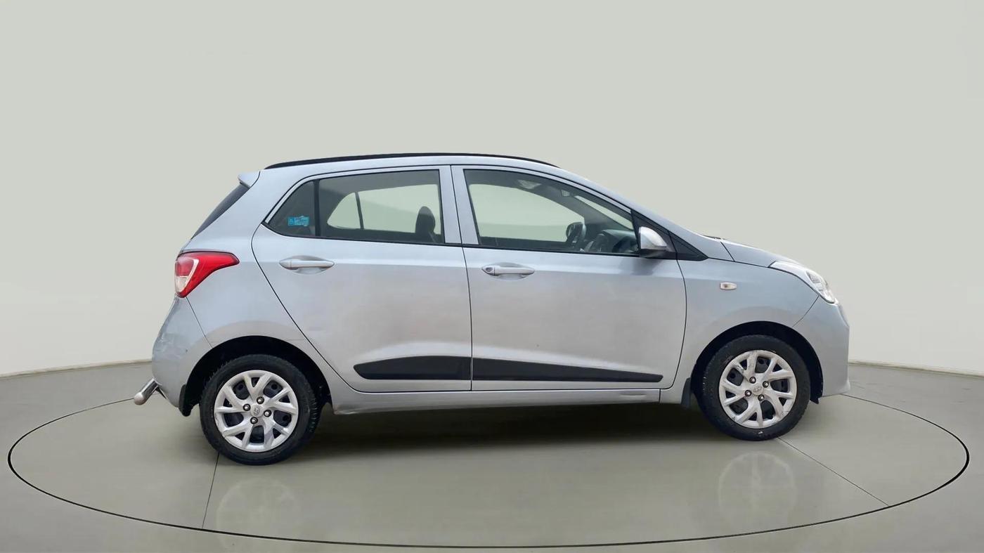 2018 Hyundai Grand i10 MAGNA 1.2 KAPPA VTVT, Petrol, Manual, 52,616 km, Right Side
