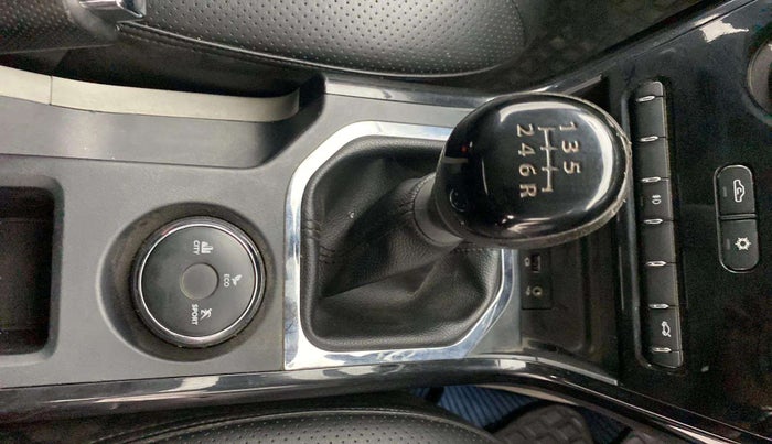 2019 Tata NEXON XZ PETROL, Petrol, Manual, 27,287 km, Gear Lever